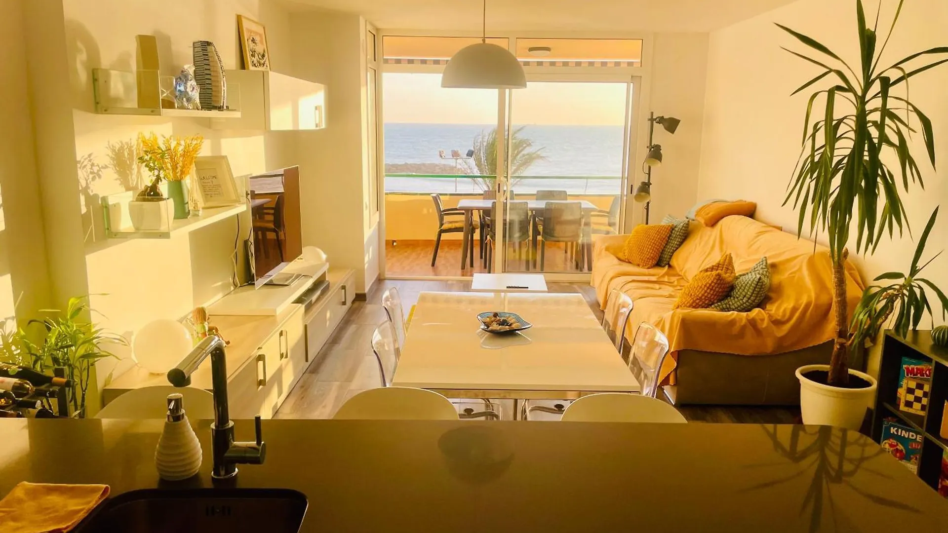 Cunit Vacation Apartment Spain