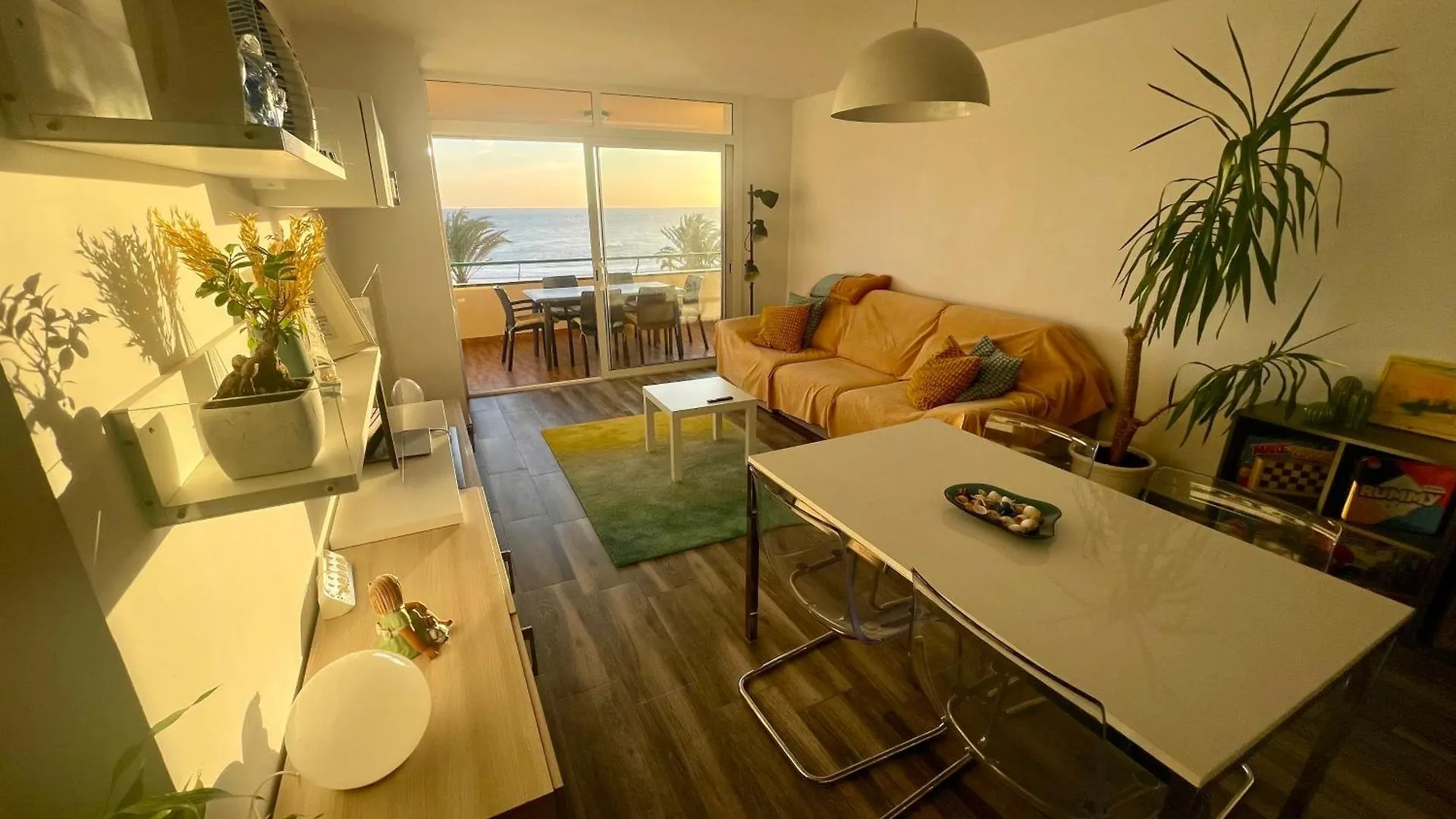 Cunit Vacation Apartment Spain